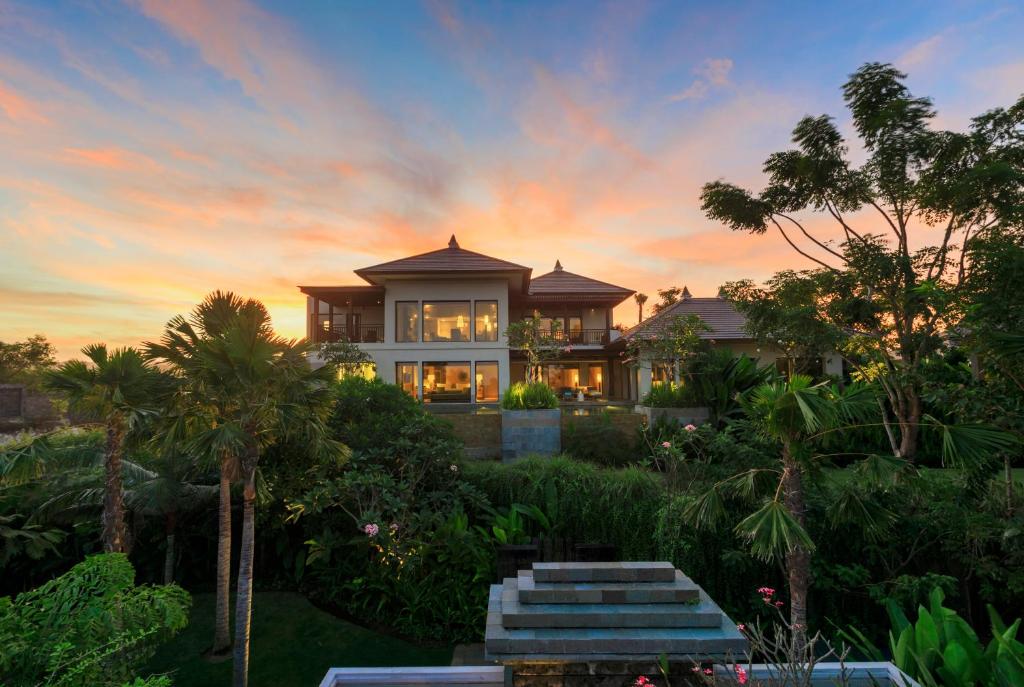 Вилла (Вилла Cliff с 3 спальнями и собственным бассейном), The Ritz-Carlton Bali Villas