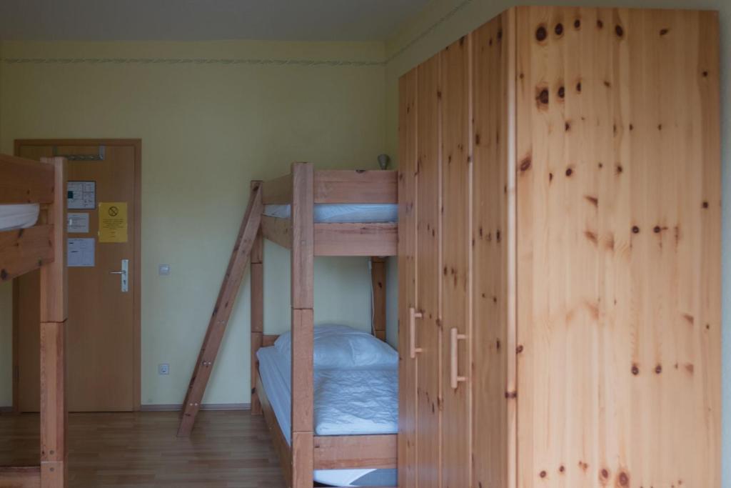 Номер (Кровать в общем номере с 4 кроватями), Hostel Louise 20