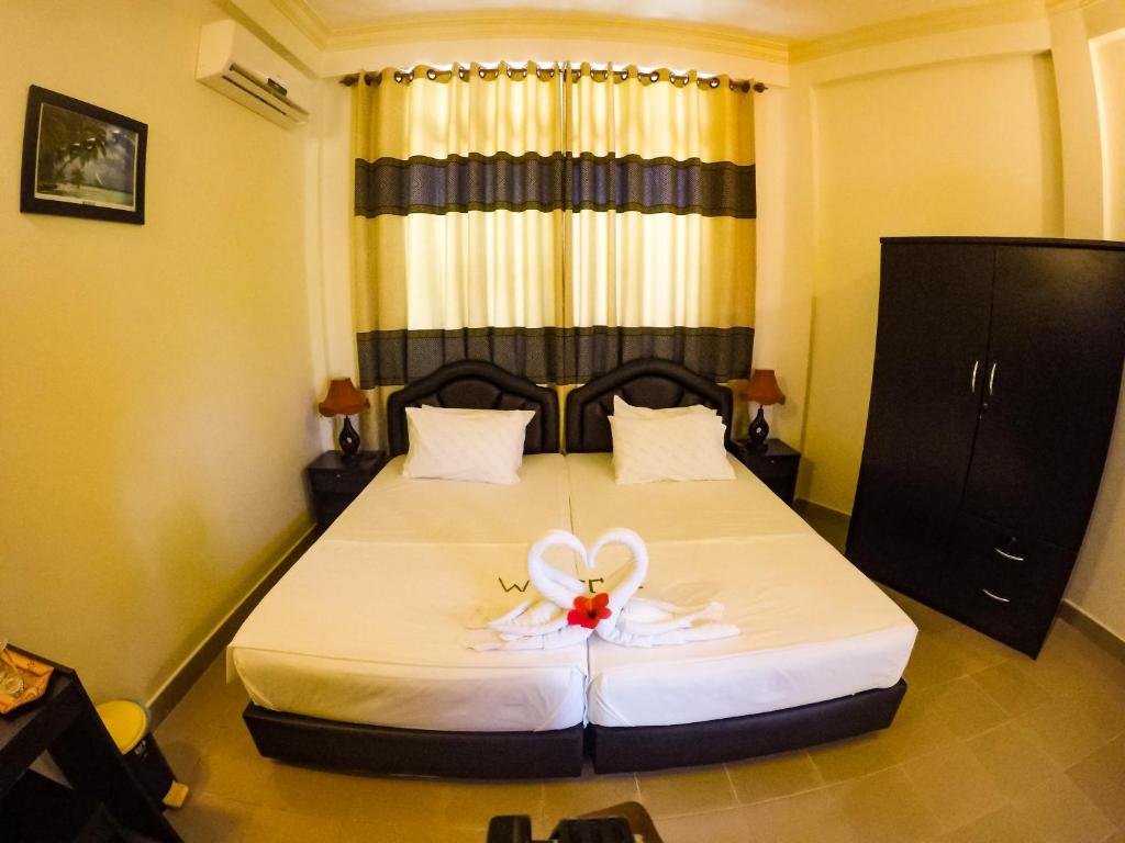 Двухместный (Двухместный номер Делюкс с 1 кроватью) гостевого дома Hanifaru Transit Inn, Дхаравандхоо