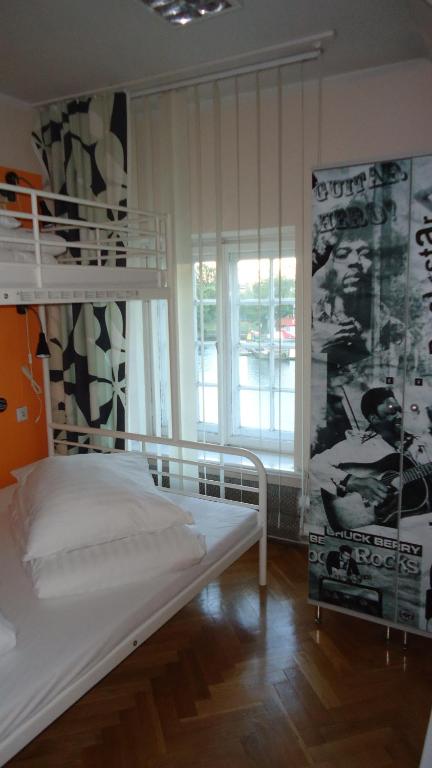 Двухместный (Двухместный номер с 1 кроватью или 2 отдельными кроватями, общая ванная комната) хостела La Guitarra Hostel Gdańsk, Гданьск