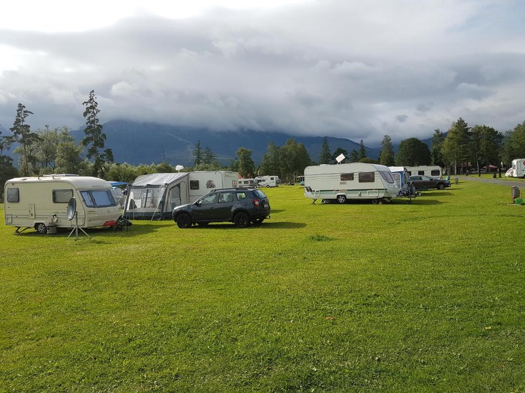 Номер (Место для палатки (с парковкой)) кемпинга Camping Intercamp Tatranec, Татранска-Ломница