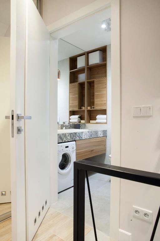 Апартаменты (Апартаменты с 1 спальней), Flower Residence