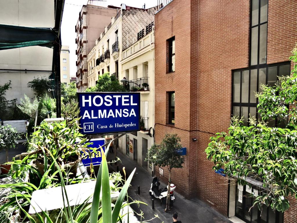 Гостевой дом Hostel Almansa, Мадрид