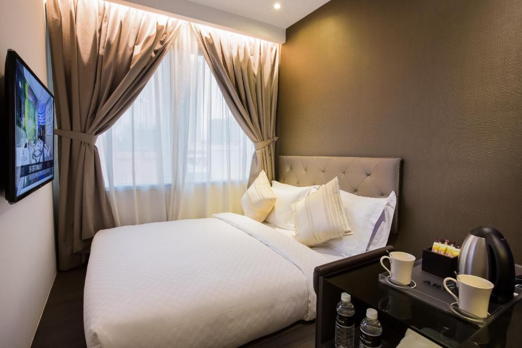 Двухместный (Номер Делюкс с кроватью размера «queen-size») отеля Arton Boutique Hotel, Сингапур (город)