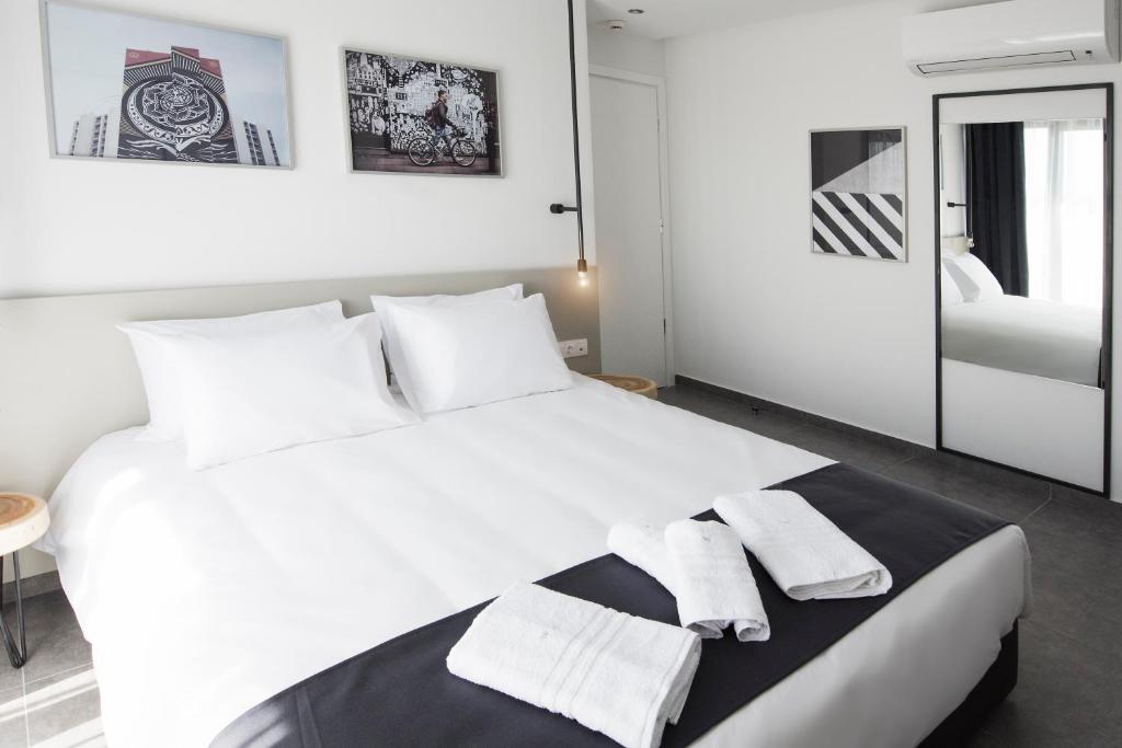 Двухместный (Двухместный номер Делюкс с 1 кроватью и видом на море) отеля White Luxury, Салоники