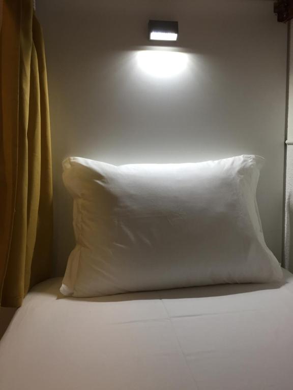 Номер (Спальное место на двухъярусной кровати в общем номере для мужчин) хостела Art 4 You Cascais Hostel & Suites, Кашкайш