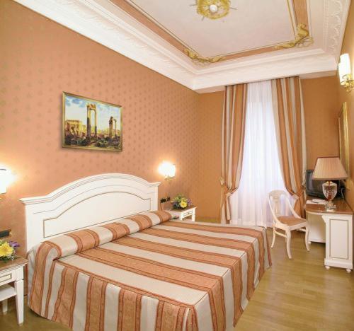Двухместный (Двухместный номер с 1 кроватью) отеля Hotel La Lumiere Di Piazza Di Spagna, Рим