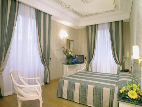 Двухместный (Двухместный номер с 1 кроватью), Hotel La Lumiere Di Piazza Di Spagna