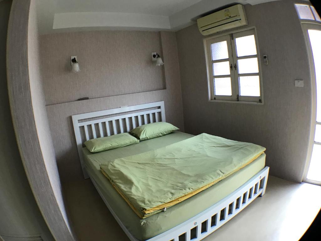 Двухместный (Стандартный двухместный номер с 1 кроватью или 2 отдельными кроватями) отеля Roof View Place, Бангкок