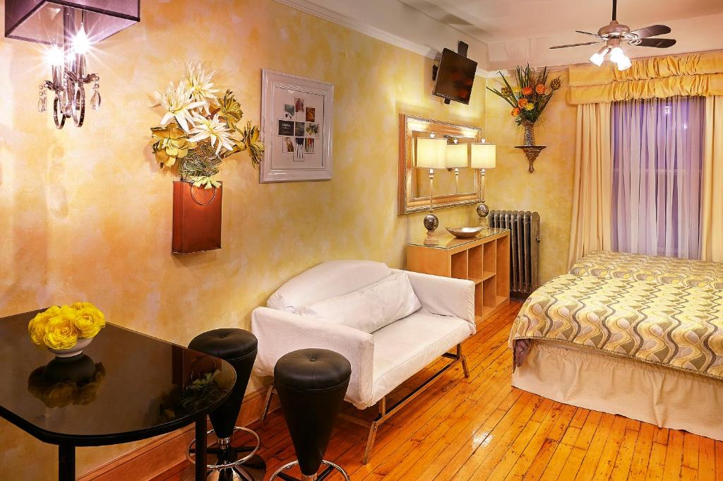 Двухместный (Номер с кроватью размера «queen-size») гостевого дома The International Cozy Inn, Нью-Йорк