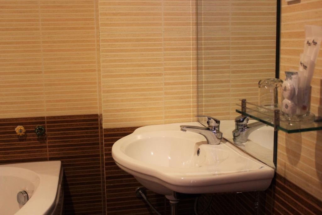 Двухместный (Стандартный двухместный номер с 1 кроватью) отеля Kim Lan Hotel, Кантхо