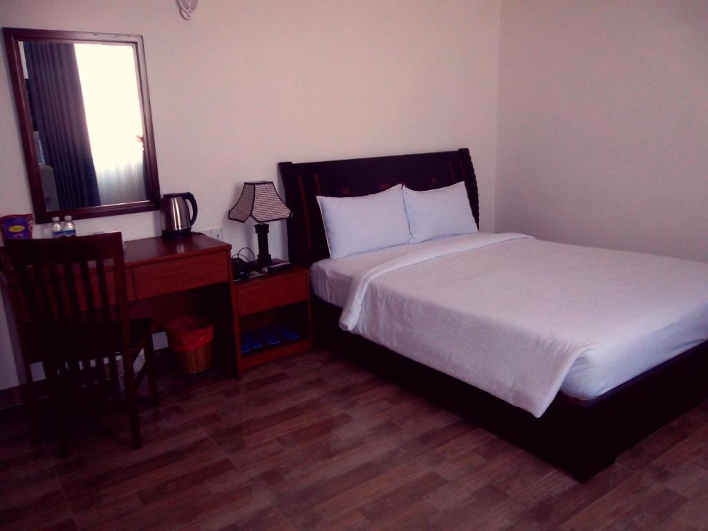 Двухместный (Стандартный двухместный номер с 1 кроватью) отеля Sunny Hotel, Фанранг