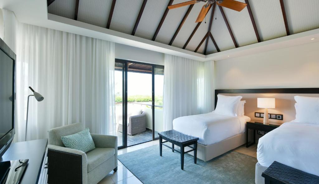 Вилла (Вилла-резиденция «Гранд» с 5 спальнями) курортного отеля Four Seasons Resort Mauritius at Anahita, Тру д'О Дус