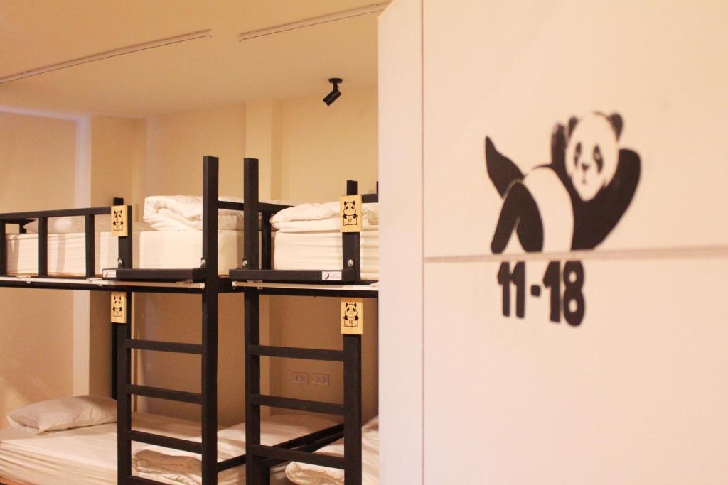 Номер (Кровать в общем номере для мужчин и женщин с 10 кроватями), Mad Panda Hostel