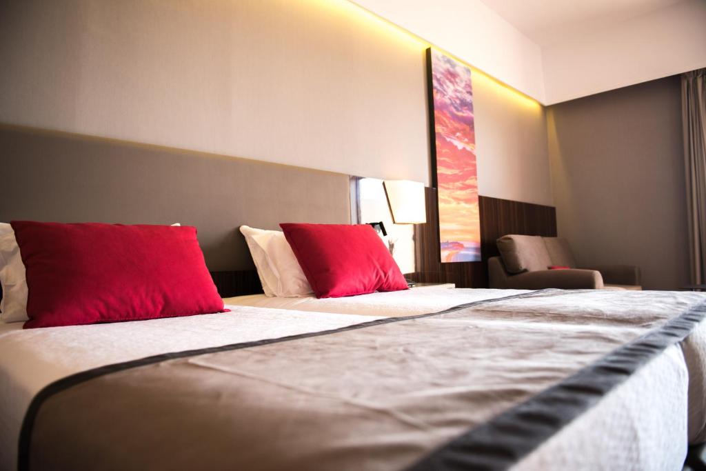 Сьюит (Представительский двухместный номер с 2 отдельными кроватями и видом на море - Для некурящих) отеля Thraki Palace Thalasso Spa Hotel & Conference Cent, Александруполис