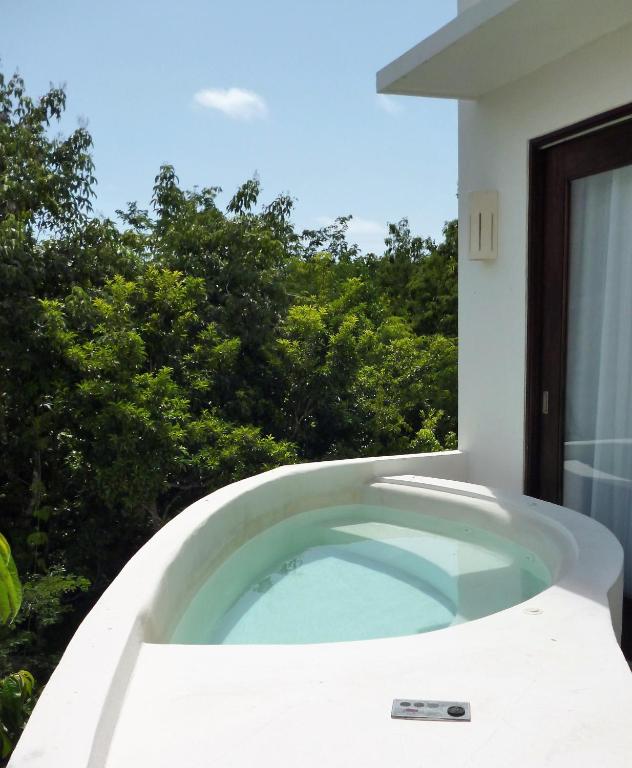 Апартаменты (Penthouse Apartment with Private Pool and Jacuzzi), Sexy Villas Tulum Clothing Optional