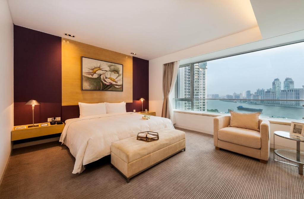 Сьюит (Суперлюкс с 3 спальнями) апарт-отеля Fraser Suites Top Glory Shanghai, Шанхай