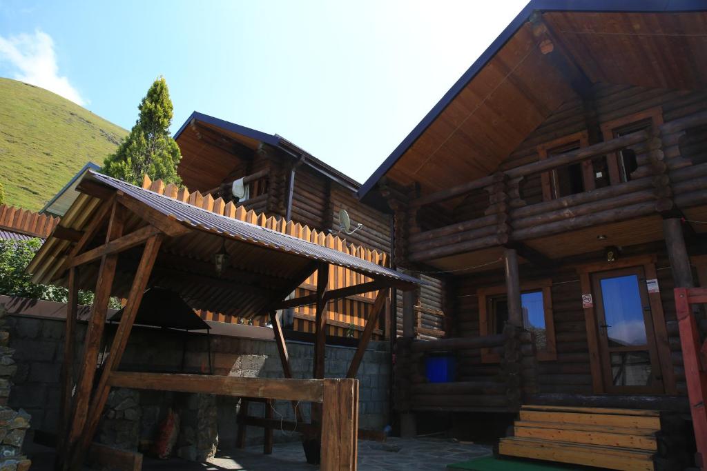 Country house asta village fiagdon перейти к описанию к удобствам к номерам к правилам