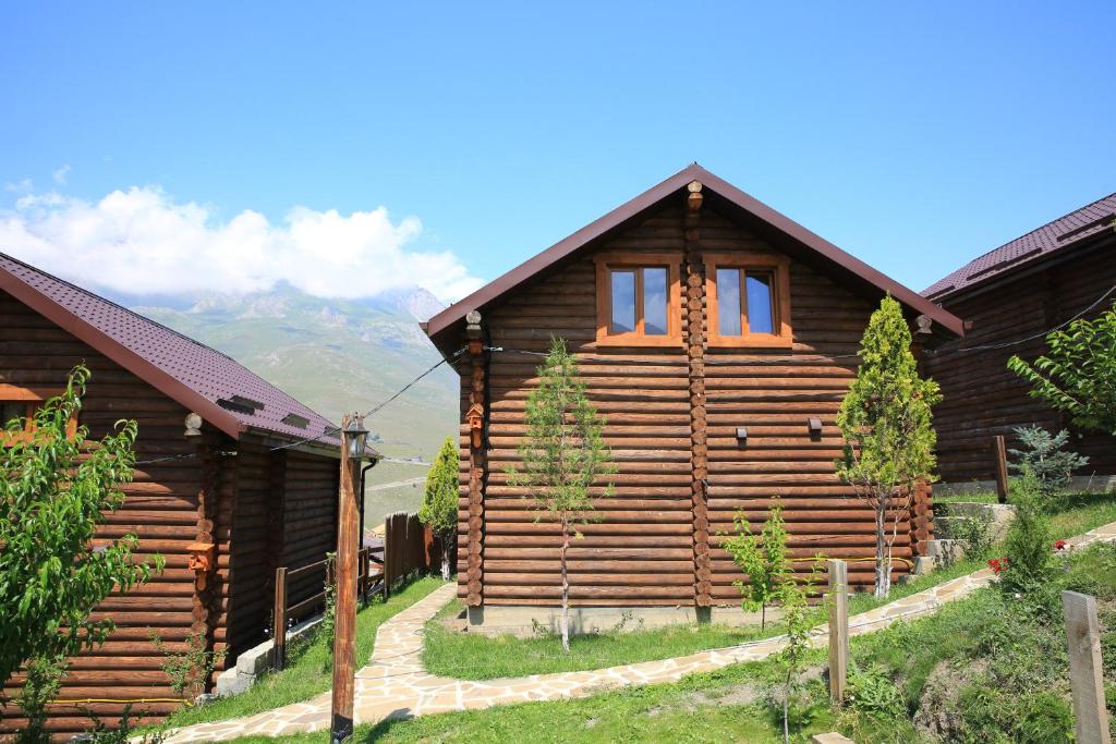 Country house asta village fiagdon перейти к описанию к удобствам к номерам к правилам