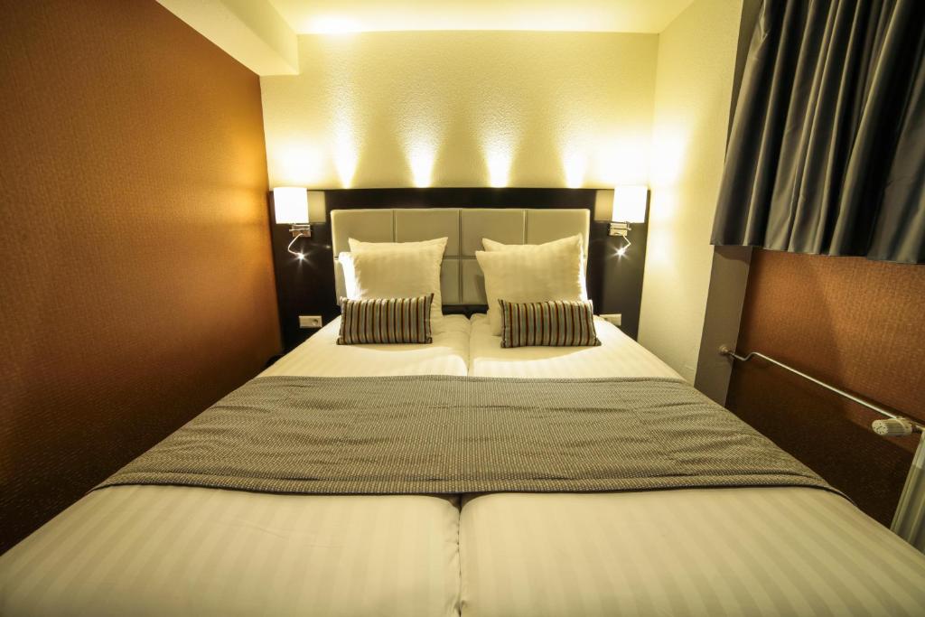 Двухместный (Двухместный номер Souterrain с 2 отдельными кроватями) отеля Hotel Mansion, Амстердам