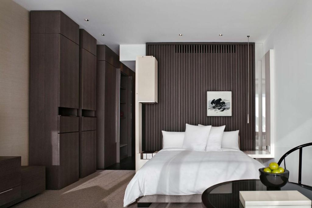 Двухместный (Номер с кроватью размера «king-size») отеля Park Hyatt Shanghai, Шанхай