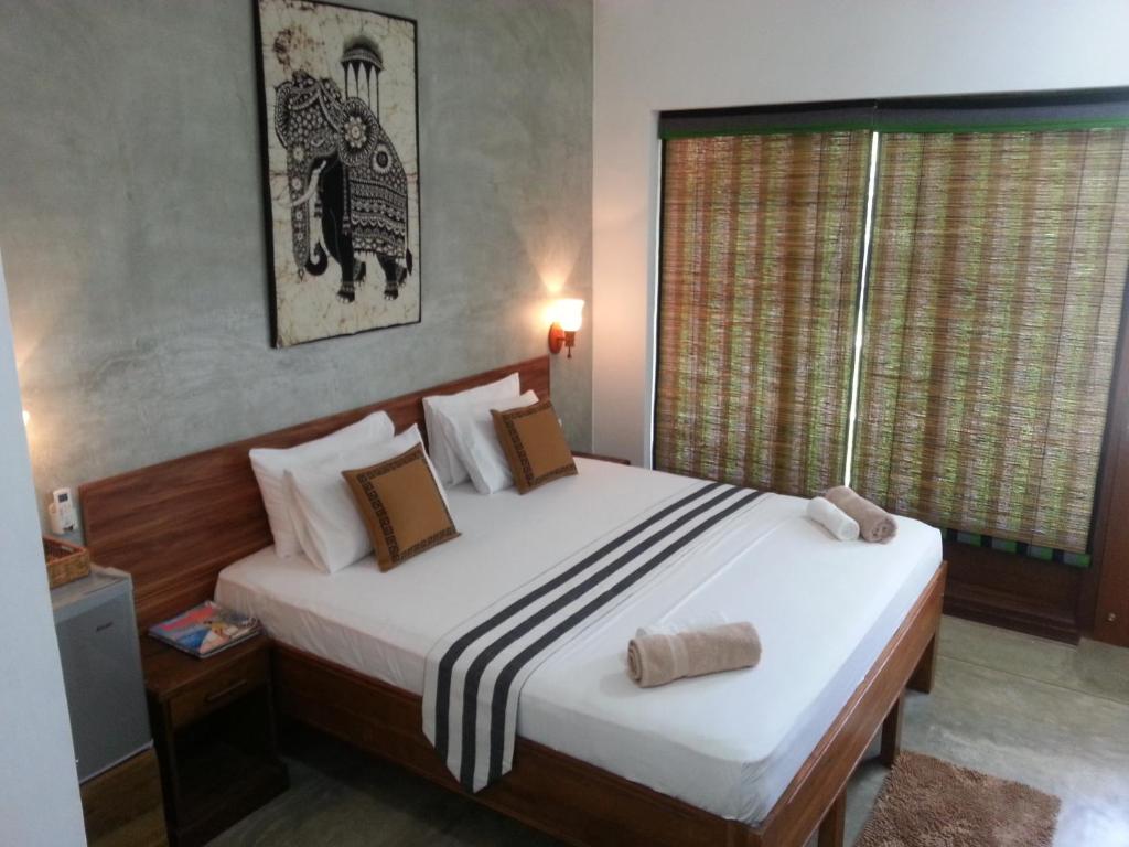 Двухместный (Deluxe Double with Garden & Canal View), Green Wood Villa Negombo