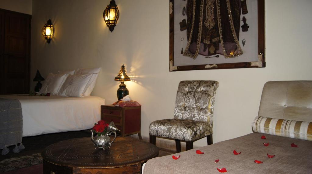 Двухместный (Улучшенный двухместный номер с 1 кроватью или 2 отдельными кроватями) отеля Riad Les Trois Palmiers El Bacha, Марракеш