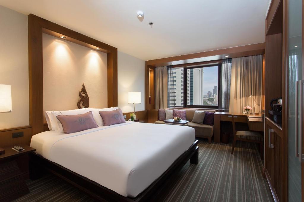 Двухместный (Номер Делюкс с кроватью размера «king-size») отеля The Sukosol, Бангкок