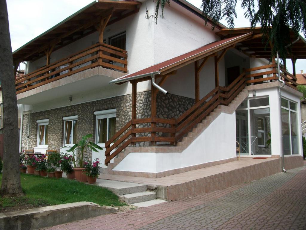 Гостевой дом Éden II., Мишкольц-Тапольца