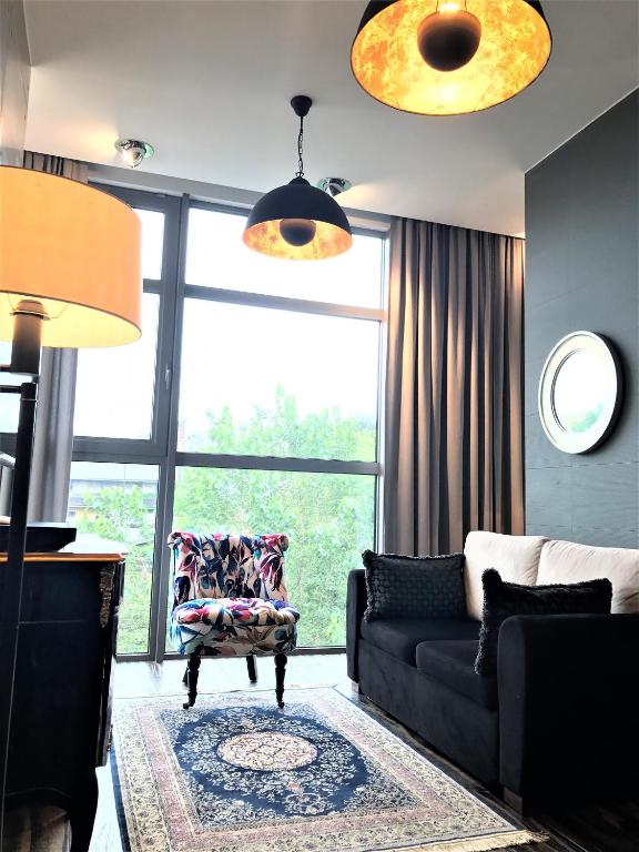 Сьюит (Luxury Suite with One Bedroom, 75 m2) апарт-отеля Luxury Apartments Mondrian Old Town, Краков