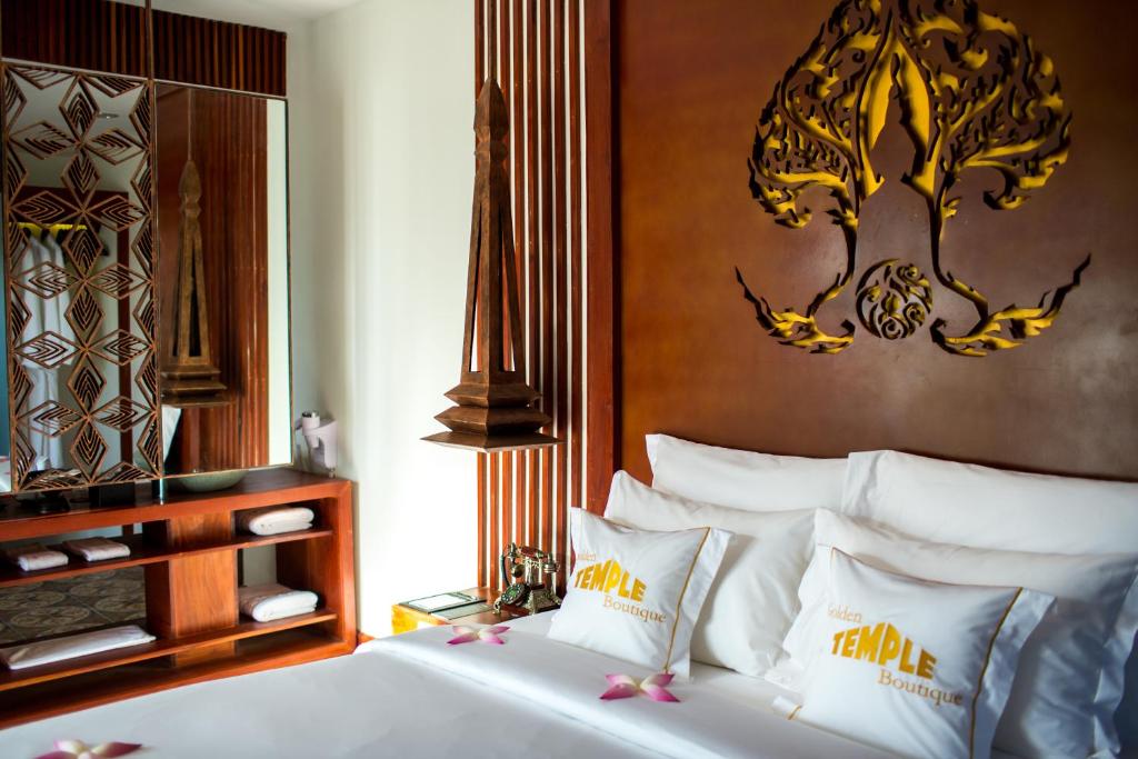 Сьюит (Courtyard Suite with Bathtub, Private Balcony Pool View- Free Round trip airport transfers), Golden Temple Boutique