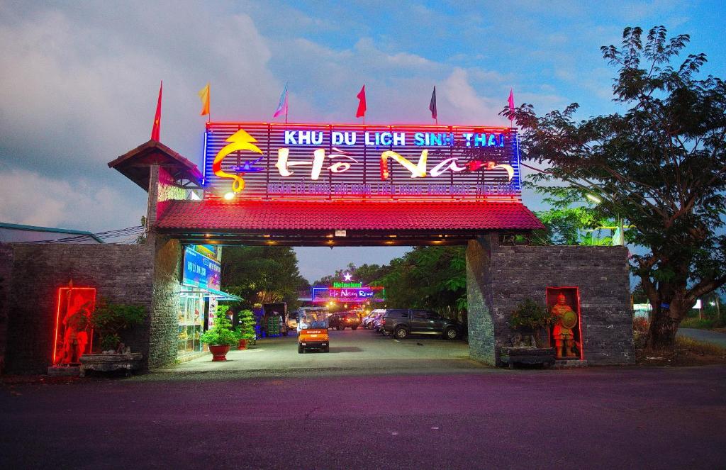 Курортный отель Ho Nam Resort, Бакльеу