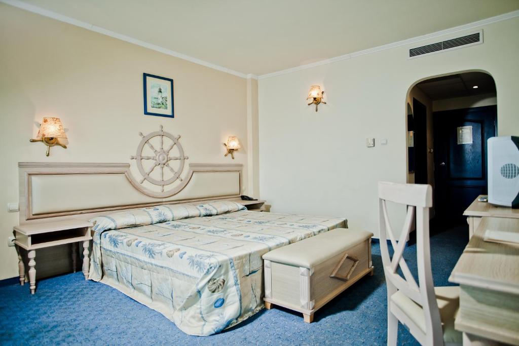 Двухместный (Двухместный номер «Чайка» с 1 кроватью и видом на парк (для 2 взрослых)) отеля Chaika Beach, Солнечный Берег