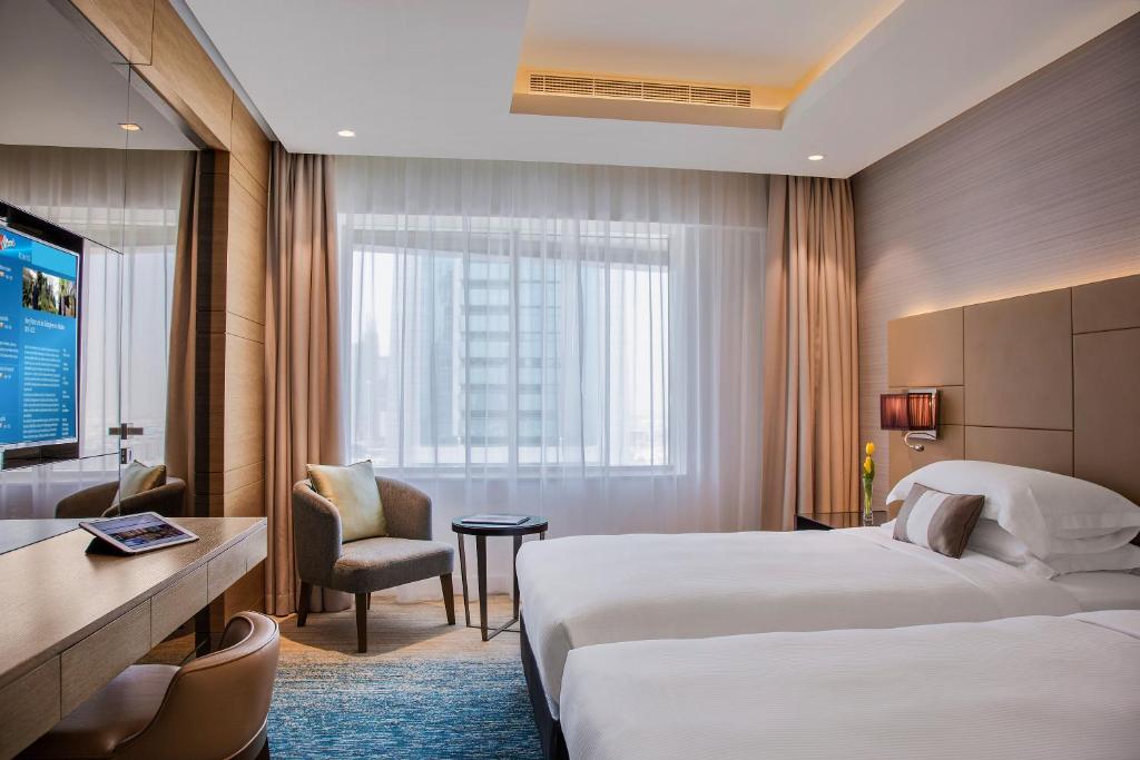 Апартаменты (Апартаменты с 3 спальнями) отеля Towers Rotana - Dubai, Дубай