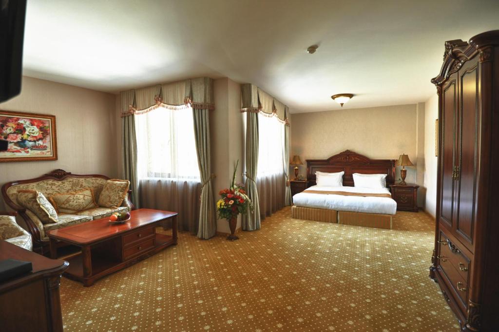 Двухместный (Двухместный номер с 1 кроватью или 2 отдельными кроватями) отеля Park Hotel Stara Zagora, Стара Загора