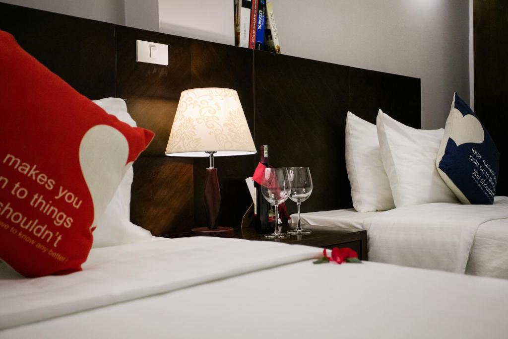 Двухместный (Улучшенный двухместный номер с 2 отдельными кроватями) отеля Hanoi Stella Hotel, Ханой