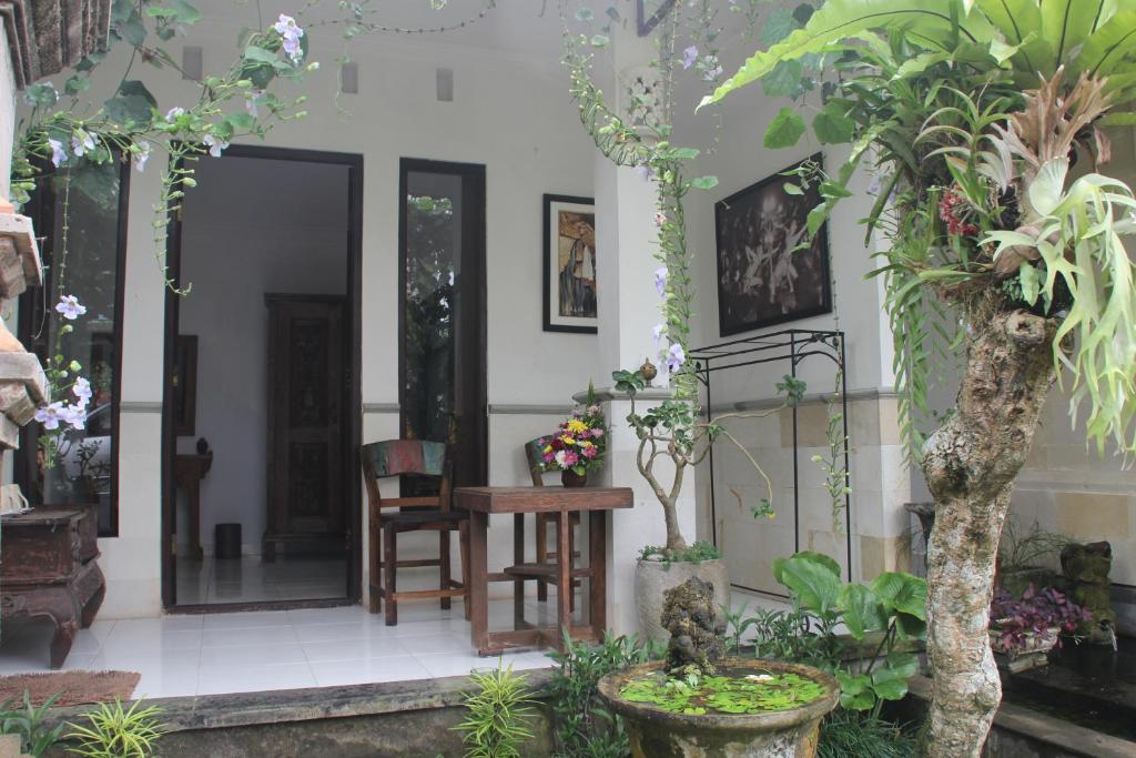 Двухместный (Двухместный номер Делюкс с 1 кроватью и балконом), Ubud Rooms B&B