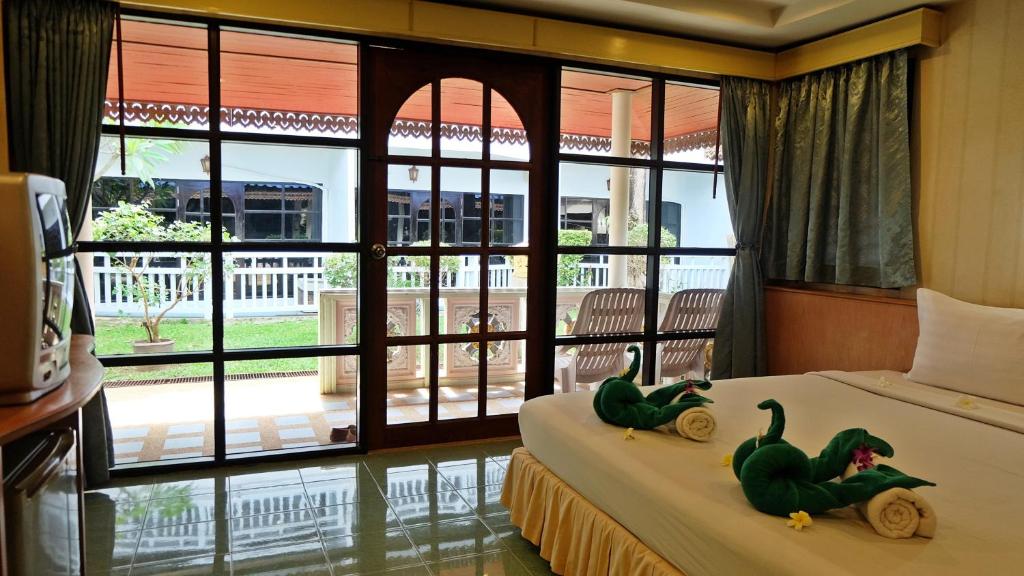 Двухместный (Бюджетный двухместный номер с 1 кроватью или 2 отдельными кроватями) курортного отеля Andaman Lanta Resort, Ко Ланта
