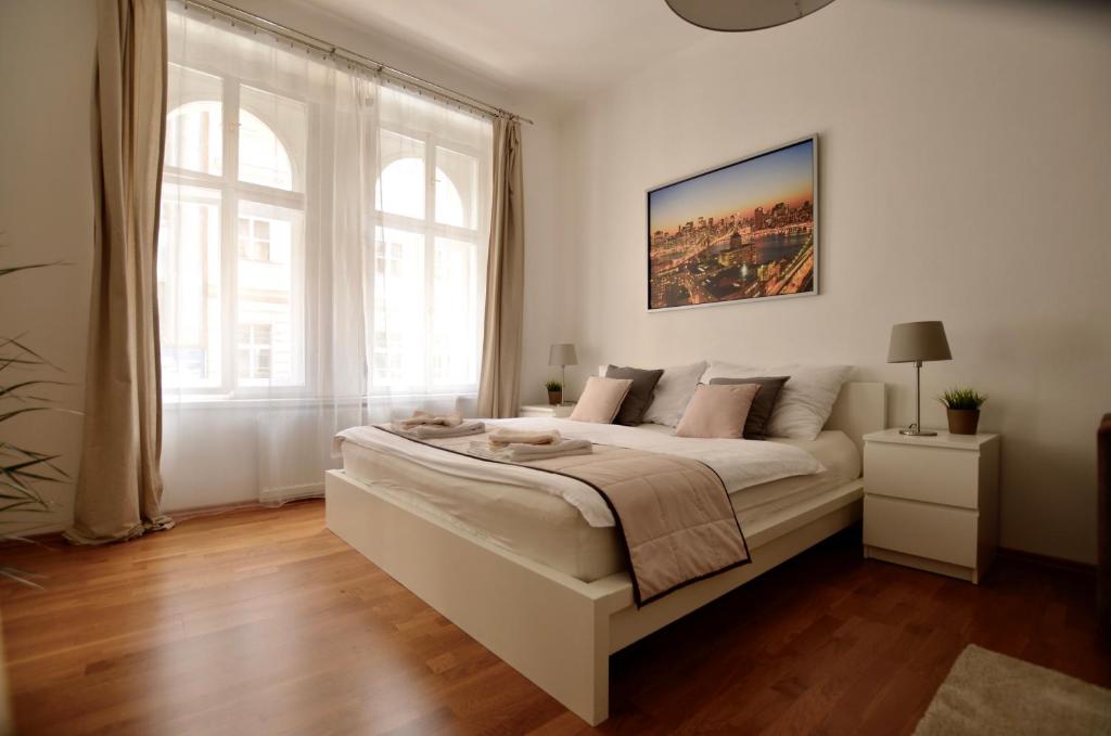 Апартаменты (Апартаменты с 1 спальней), Beautiful Apartments in Prague