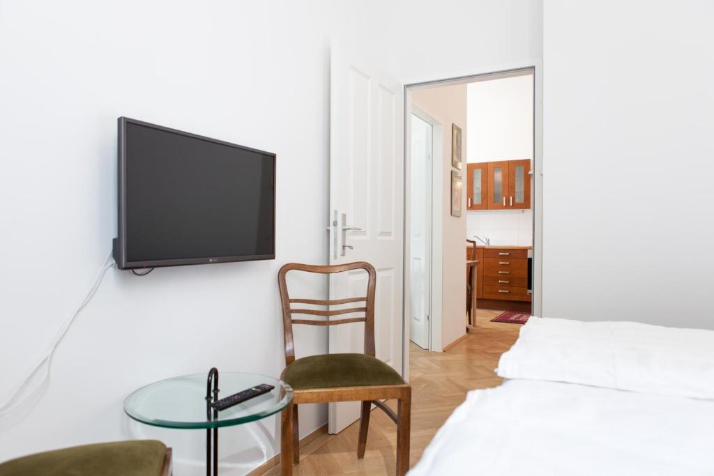 Апартаменты (Two-Bedroom Apartment Classic 3), Vienna-flats 13