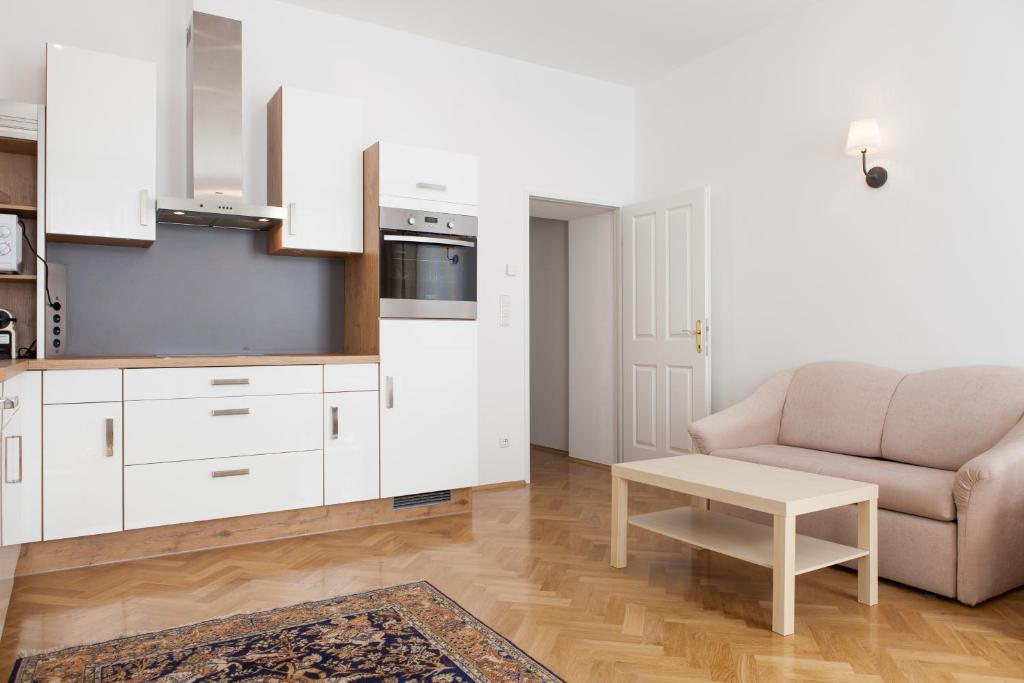 Апартаменты (One-Bedroom Apartment Classic 13), Vienna-flats 13