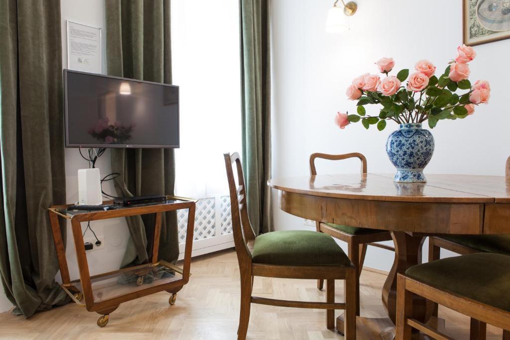 Апартаменты (Two-Bedroom Apartment Classic 5), Vienna-flats 13