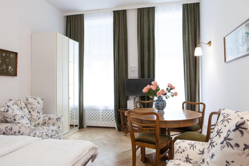 Апартаменты (Two-Bedroom Apartment Classic 5), Vienna-flats 13