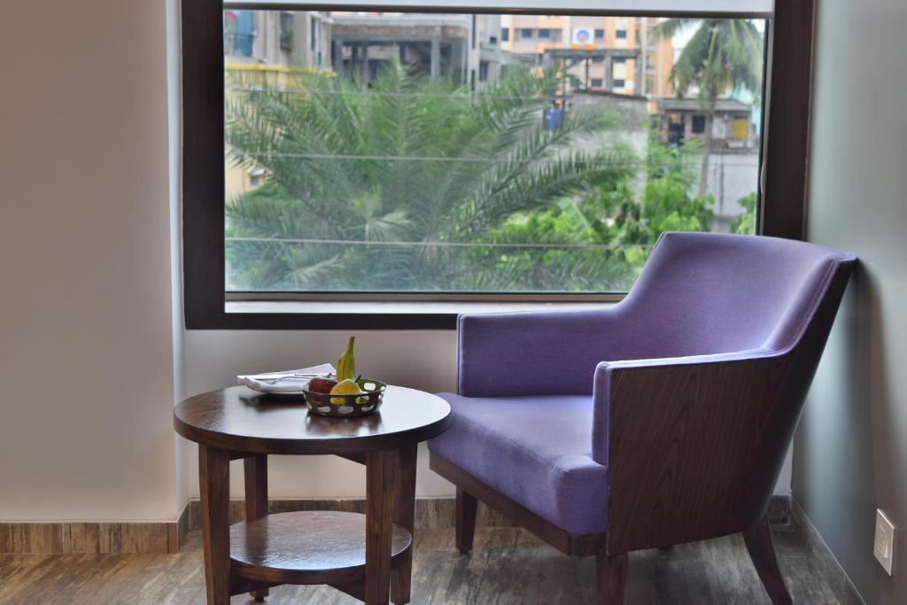 Двухместный (Twin Room with Two Twin Beds with INR 250 discount on Food Bill (Meal Credit)) отеля Howard Johnson Kolkata, Калькутта