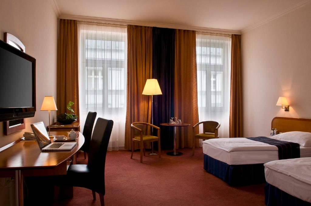 Двухместный (Двухместный номер бизнес-класса с 2 отдельными кроватями) отеля Imperial Ostrava, Острава