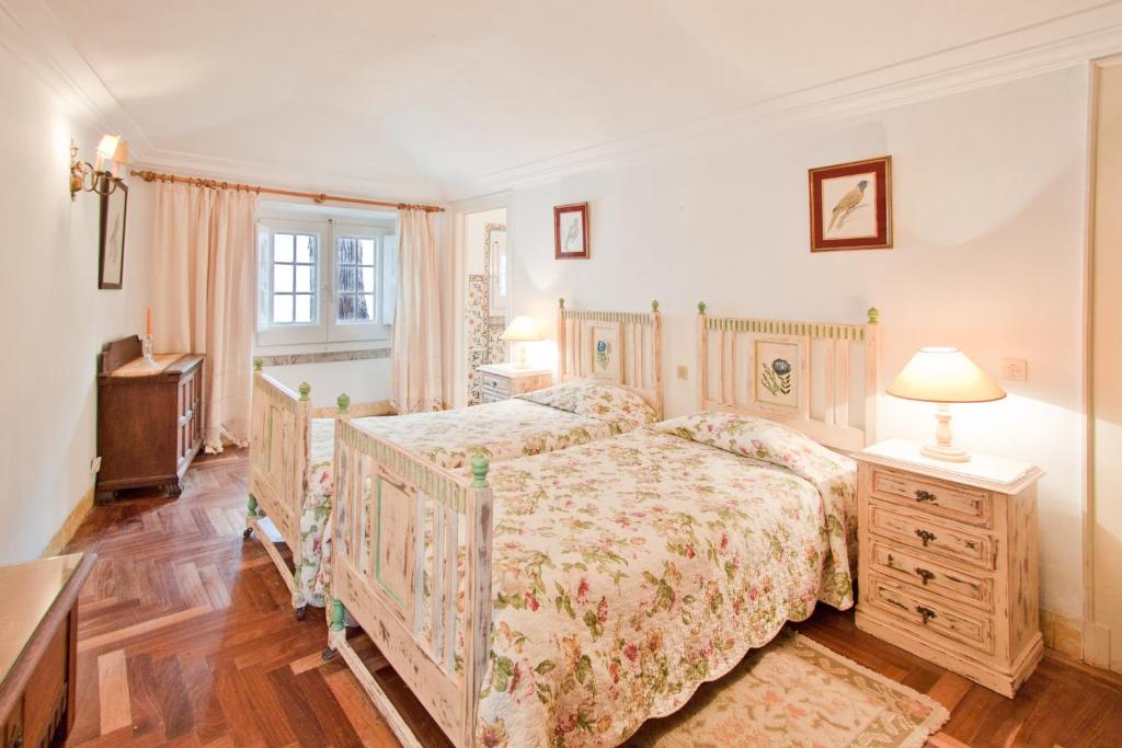 Двухместный (Стандартный двухместный номер с 2 отдельными кроватями) гостевого дома Quinta de Sao Thiago, Синтра