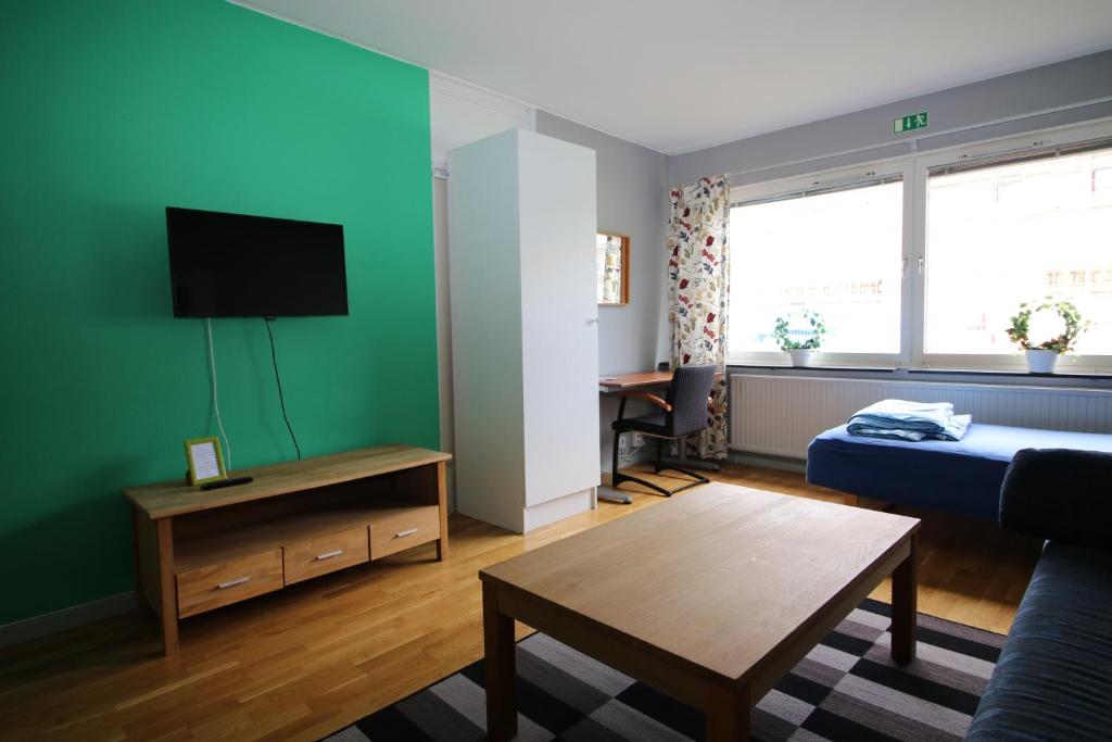 Апартаменты (Апартаменты с 3 спальнями (для 9 взрослых)) гостевого дома Borlänge Hostel and Apartments, Бурленге