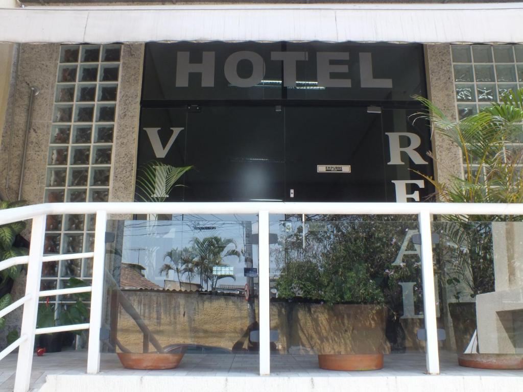 Отель Hotel Villa Real, Гуарульюс