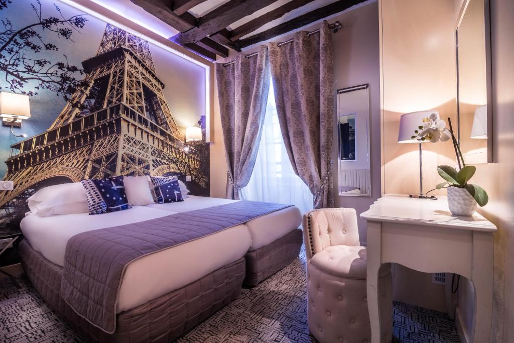 Двухместный (Двухместный номер с 2 отдельными кроватями и ванной) отеля Hotel Ascot Opera, Париж