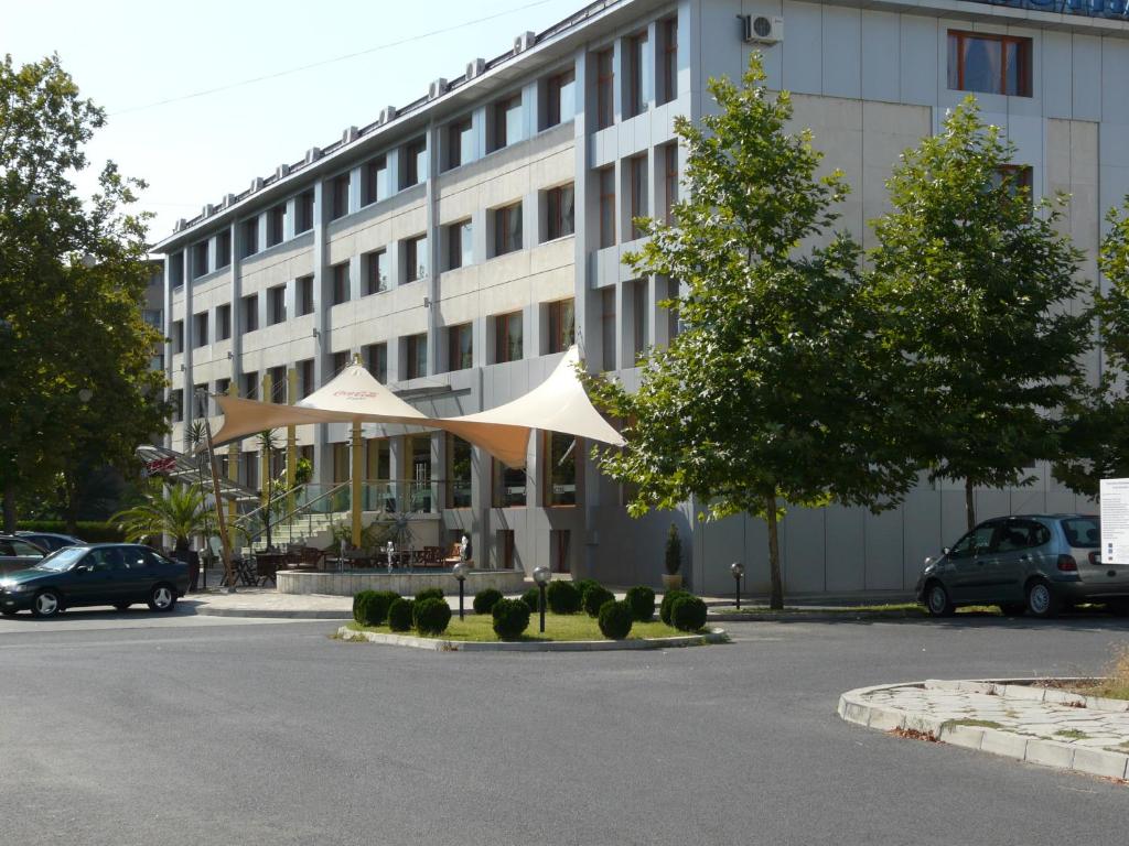 Отель Hotel Ustra, Кырджали